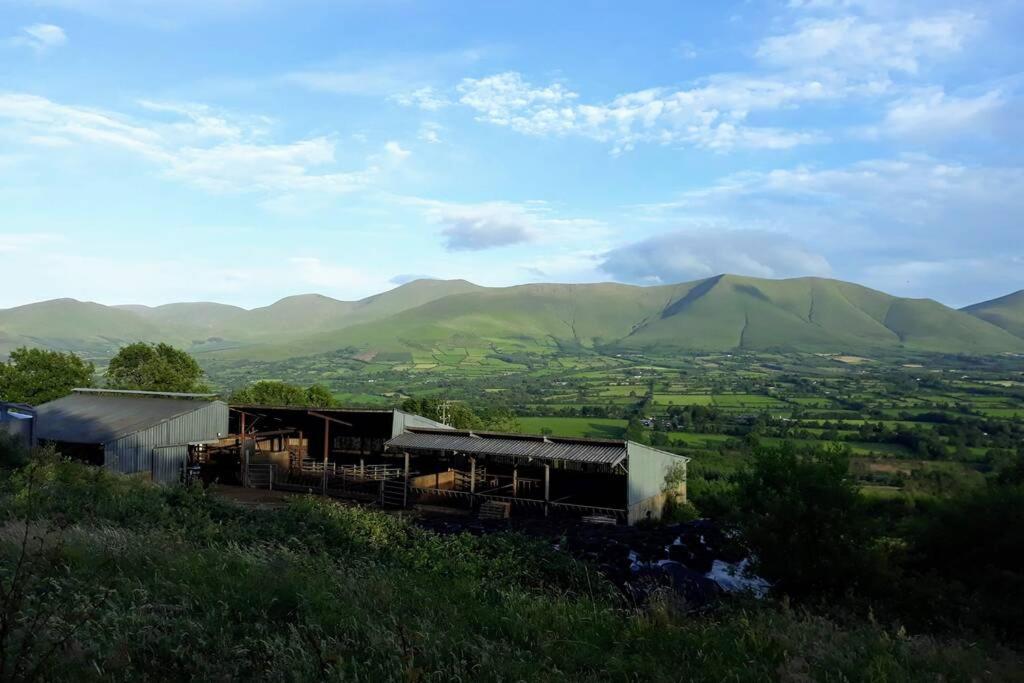 Corderry Farmhouse, Idyllic Cottage Amid 250 Acres Lisvernane Экстерьер фото